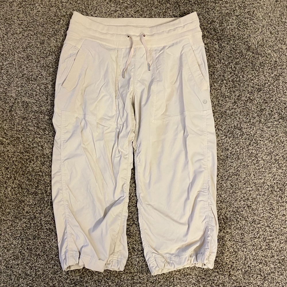 Lululemon Dance Studio Crop Pants Dune Sz 8